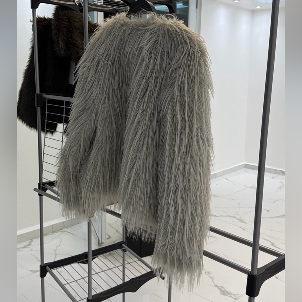 Zara faux fur coat, light grey - Picture 7 of 14